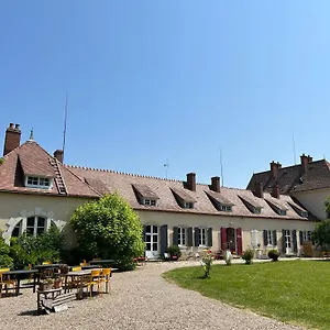 https://chateau-des-edelins.hotels-rhonealpes.com